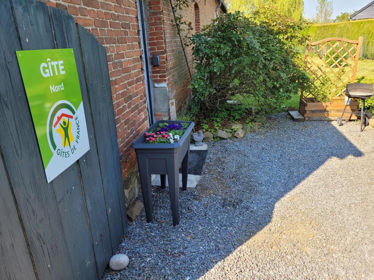 Studio Bienvenue Du Cote De Chez Nous Avec Jardin Privatif Wignehies Εξωτερικό φωτογραφία